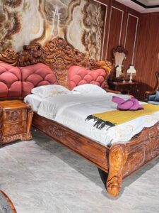 Giường tủ cổ điển tại Bạc Liêu